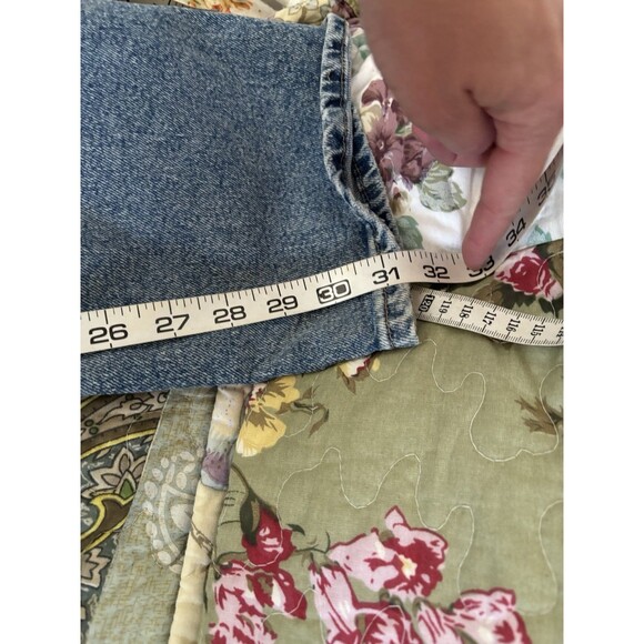 H&M Women’s Bell Bottom Flare Jeans Ankle Slit Size 6/8 Medium Wash High Waist - Picture 8 of 8